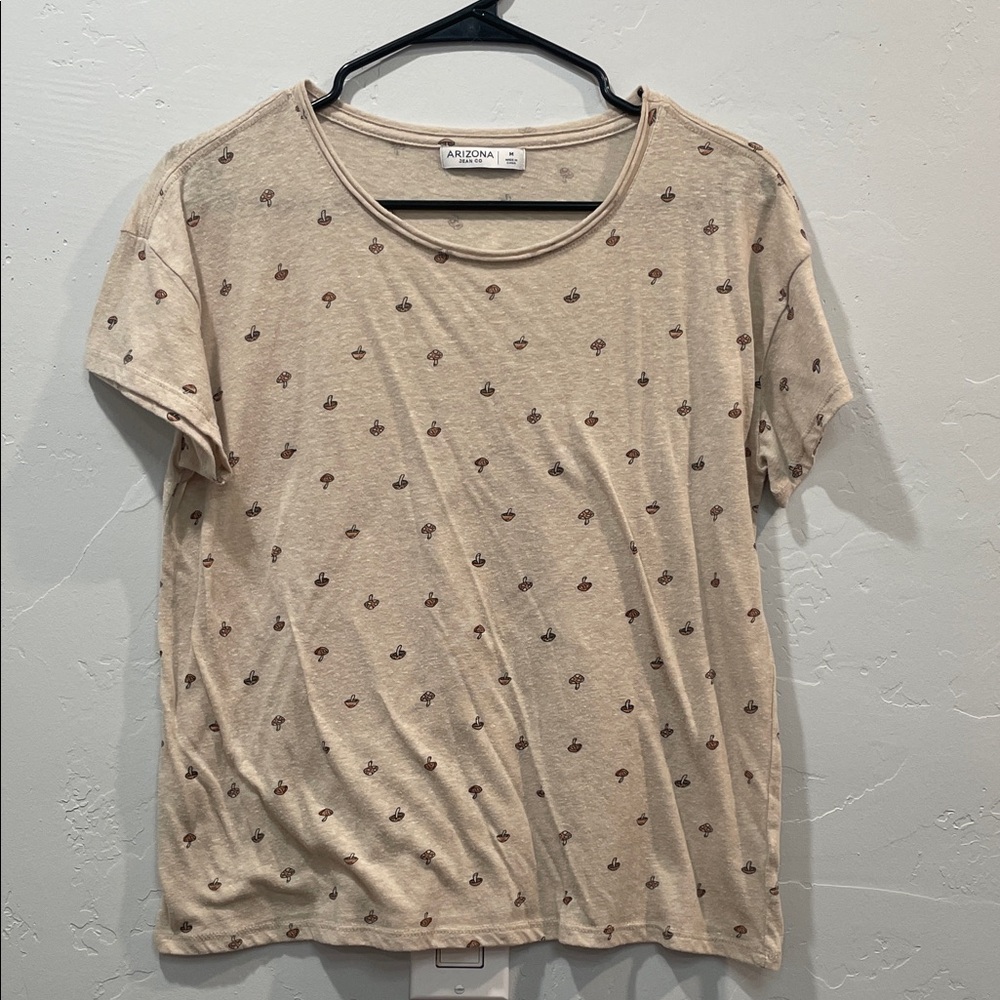 Arizona Jean Company Tan Patterned Short Sleeve Top